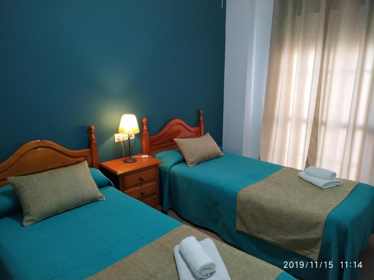 Hostal San Miguel Nerja Kültér fotó